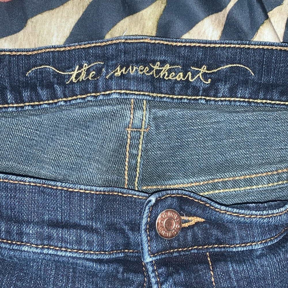 Old Navy Sweetheart jeans